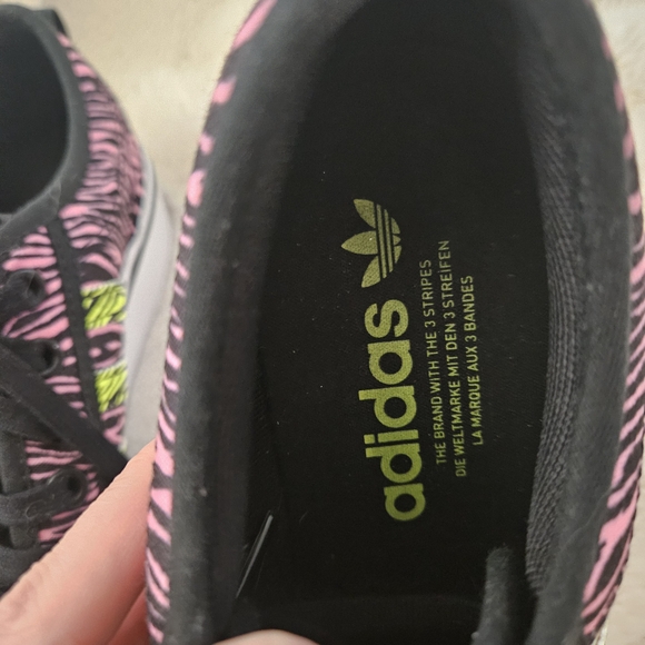 Adidas Nizza Platform Women's Zebra Pattern Sneakers - Black, Pink, Yellow - Picture 11 of 11